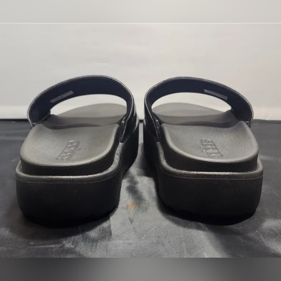 ADIDAS Adilette Platform Slides - Picture 4 of 7
